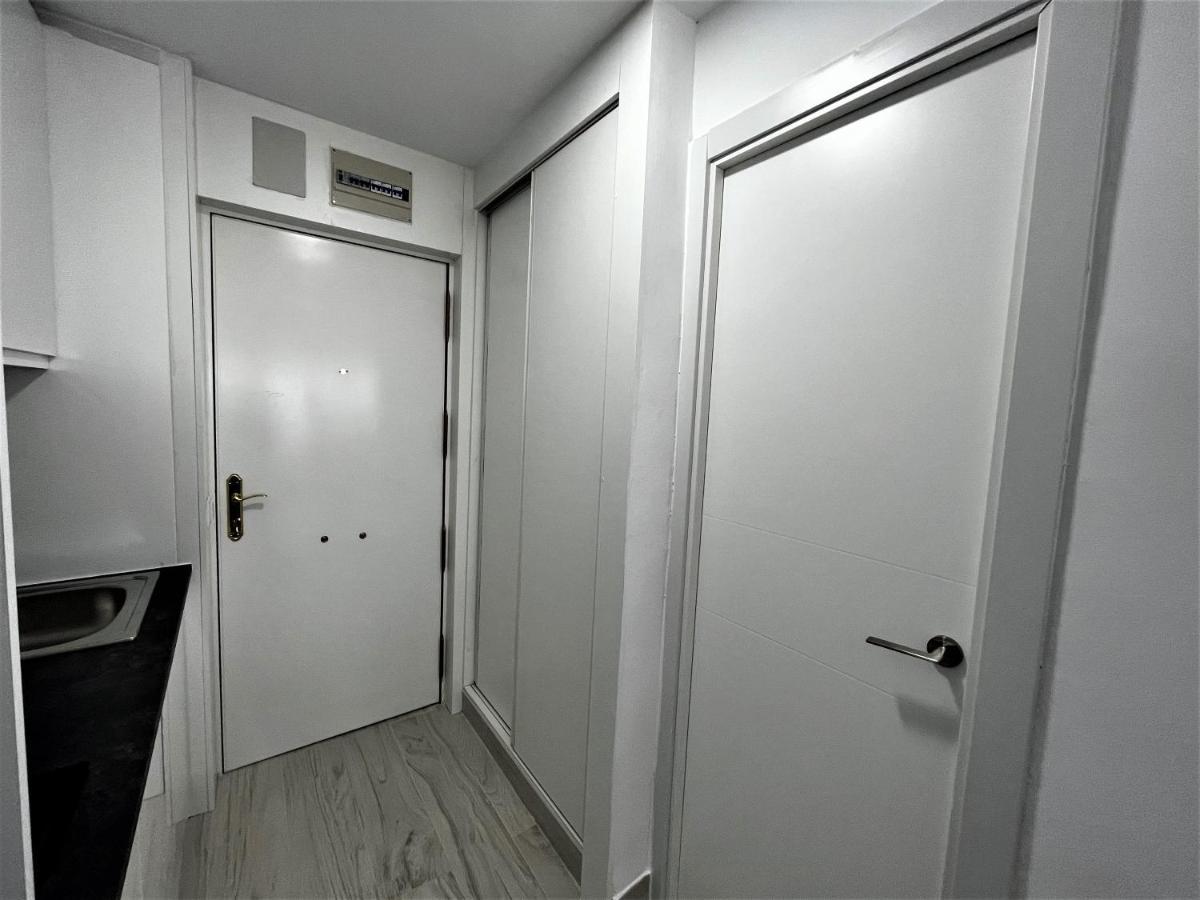 Ver853 - Estudio Con Terraza Vistas Al Mar, Piscina, Playa, Centro Торремолінос Екстер'єр фото